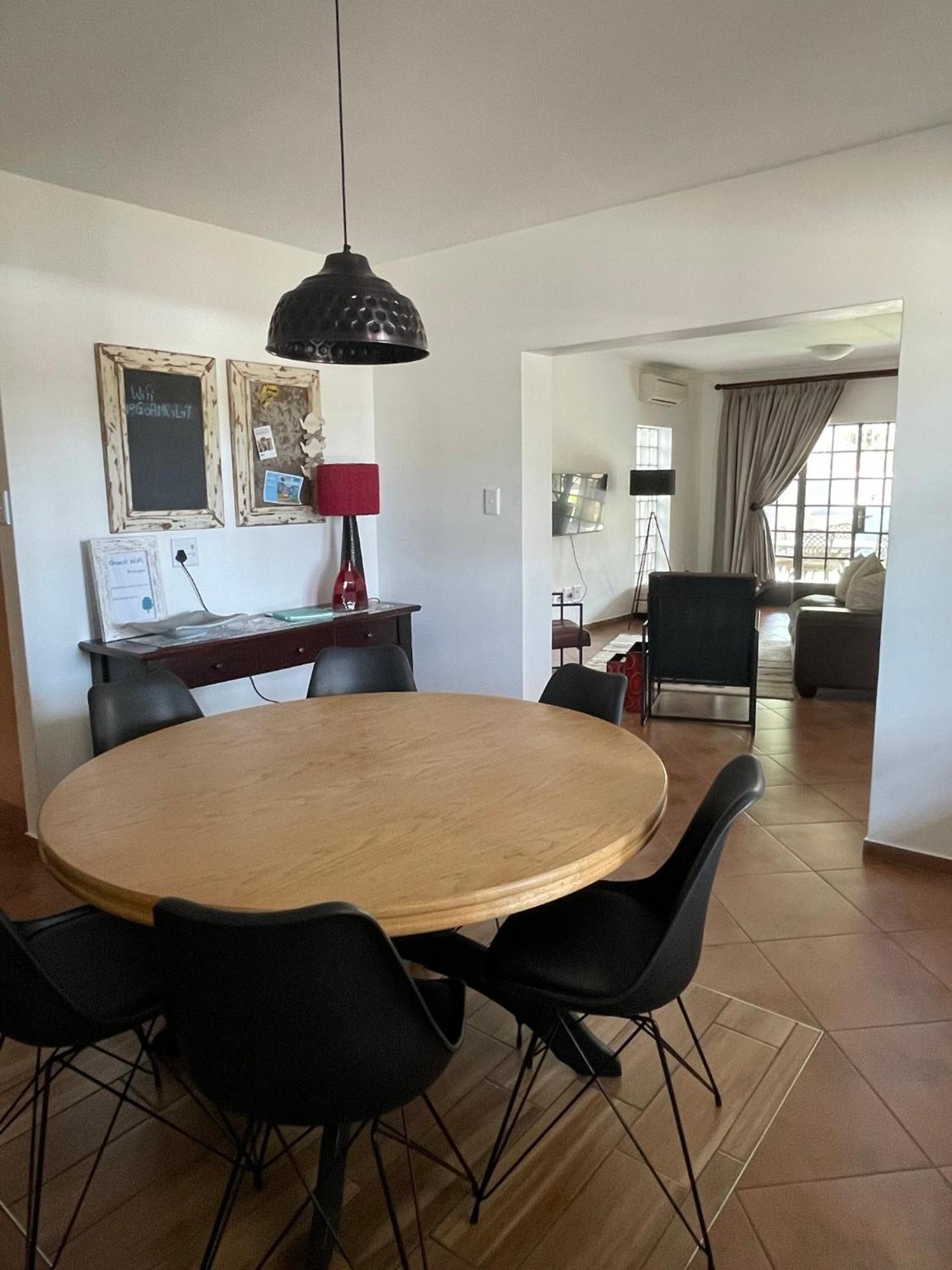 City Comfort Self Catering Windhoek Exteriör bild